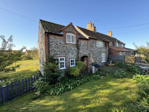 Arrange a viewing for High Street, Wighton