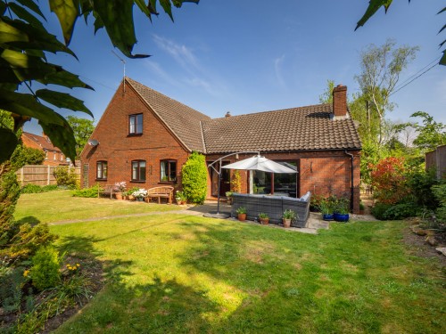 Arrange a viewing for Fakenham Road, Bintree